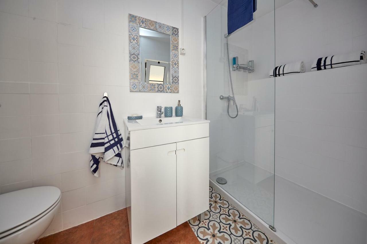 Lx Factory Apartment! Outside Terrace Lisbon Exterior photo